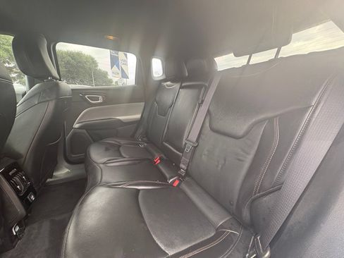 Used 2023 Jeep Compass Limited AWD/4WD image 9