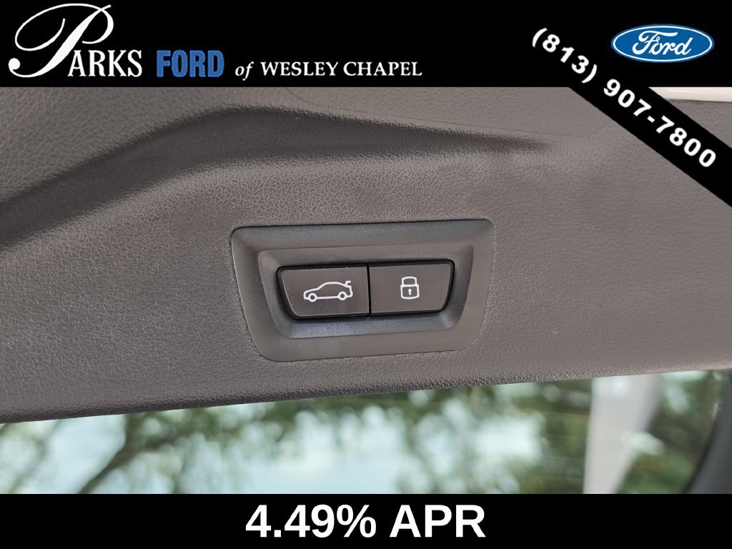 Used 2024 BMW X5 xDrive40i w/ Premium Package AWD/4WD image 11