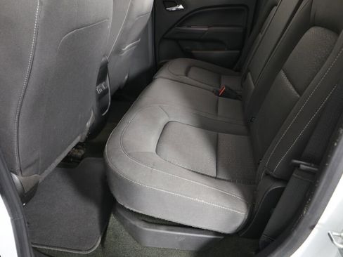 Used 2017 GMC Canyon SLE w/ SLE Convenience Package image 17