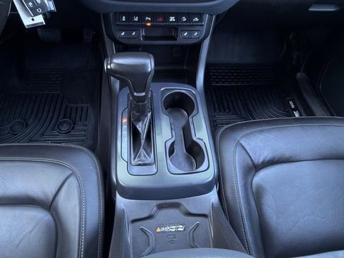 Used 2021 Chevrolet Colorado Z71 w/ Safety Package image 22