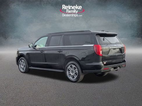 Used 2025 Ford Expedition Max Active image 8