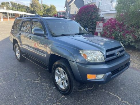 Used 2005 Toyota 4Runner Limited AWD/4WD image 14