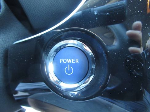 Used 2021 Toyota Prius Prime LE FWD image 25