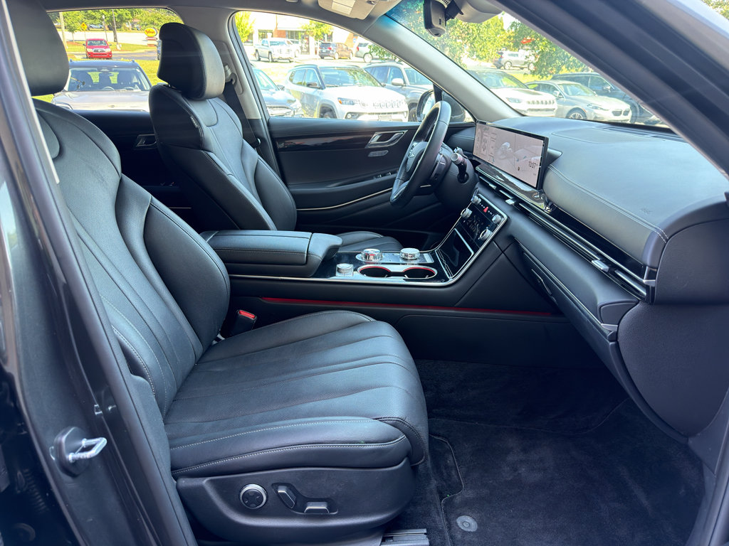 Used 2025 Genesis GV80 2.5T Standard AWD/4WD image 24