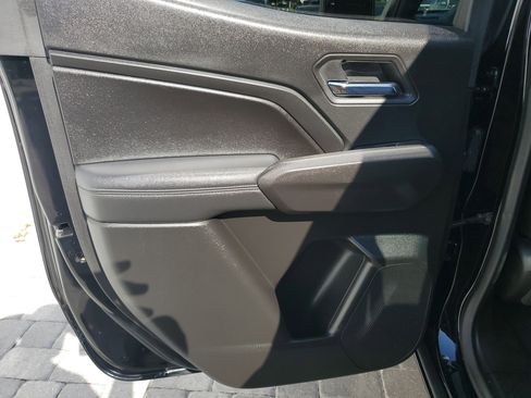 Used 2024 Chevrolet Colorado LT w/ LT Convenience Package II image 10