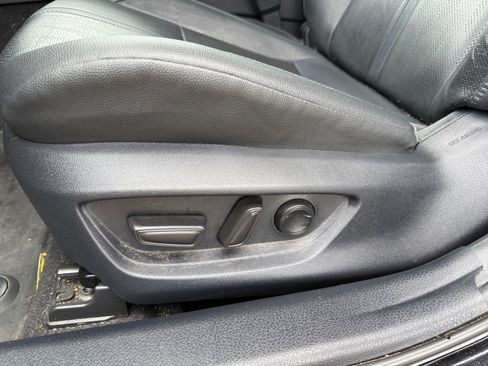 Used 2025 Toyota Camry XSE FWD image 14