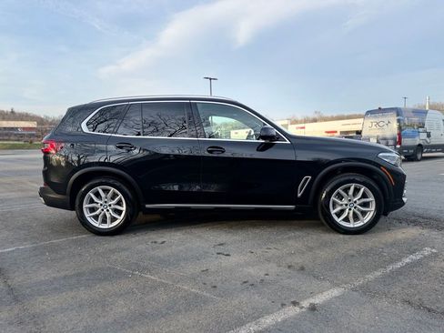 Used 2021 BMW X5 xDrive40i w/ Premium Package image 8
