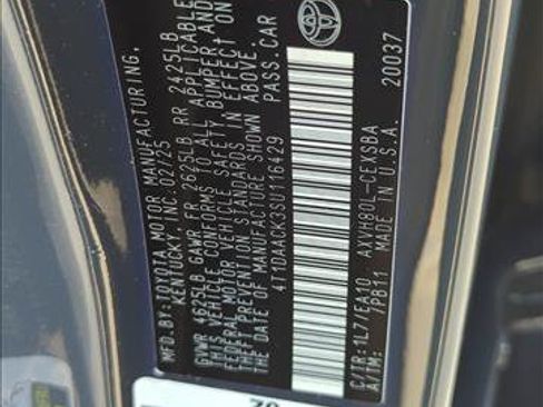 Used 2025 Toyota Camry SE w/ Convenience Package FWD image 24