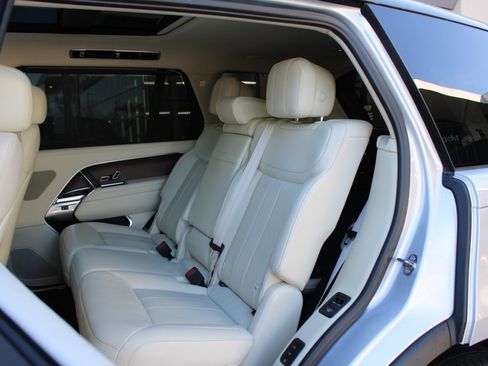 Certified 2024 Land Rover Range Rover Long Wheelbase SE image 64