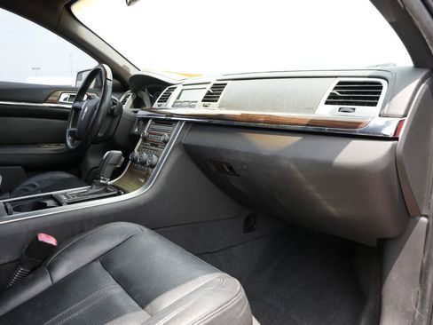 Used 2011 Lincoln MKS FWD image 20