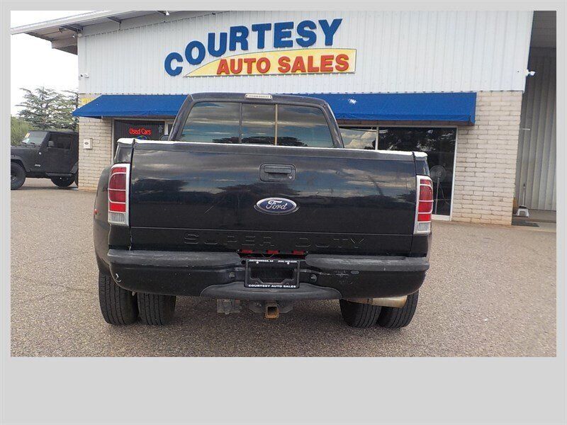 Used 2003 Ford F350 XLT AWD/4WD image 7