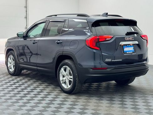 Used 2018 GMC Terrain SLE w/ Driver Convenience Package FWD image 10