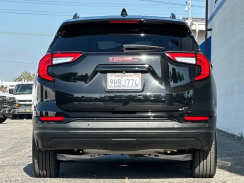 Certified 2023 GMC Terrain SLT w/ Elevation Edition FWD image 5