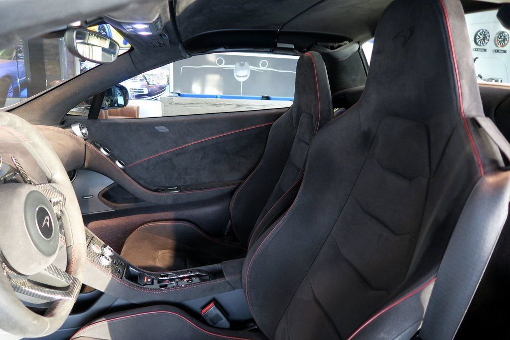 Used 2015 McLaren 650S Spider RWD image 18