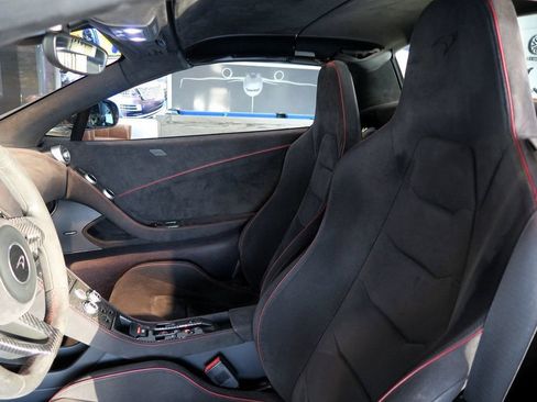 Used 2015 McLaren 650S Spider RWD image 18
