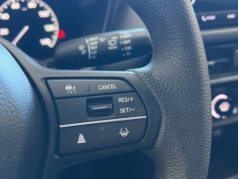 Certified 2023 Honda HR-V LX image 14