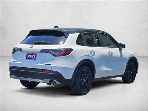 Used 2024 Honda HR-V Sport image 5