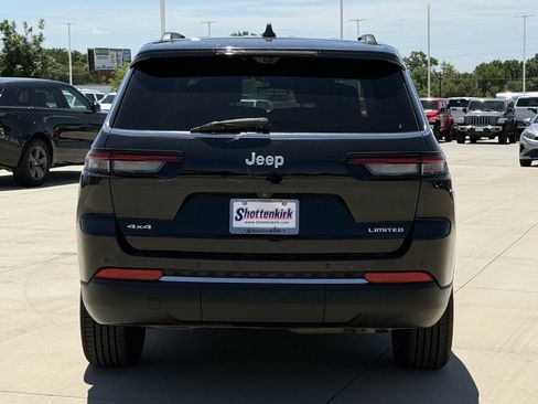 Used 2024 Jeep Grand Cherokee L Limited w/ Luxury Tech Group II AWD/4WD image 5