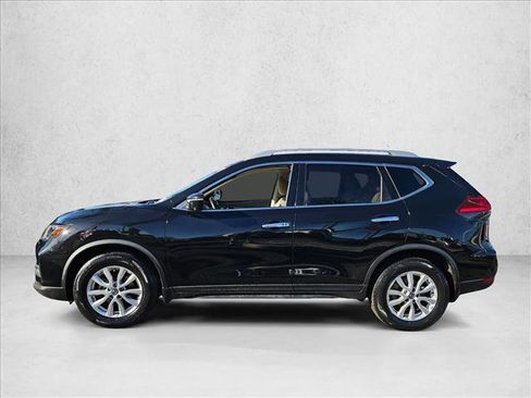 Used 2017 Nissan Rogue SV w/ SV Premium Package image 8