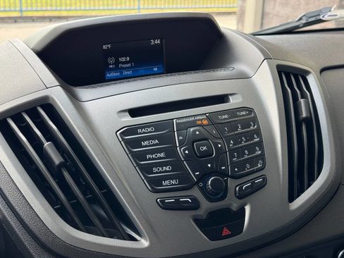 Used 2018 Ford Transit 250 130 Medium Roof image 20