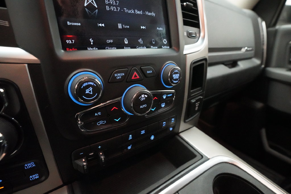 Used 2019 RAM 1500 Big Horn AWD/4WD image 19