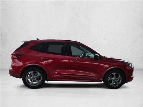 Used 2023 Ford Escape ST-Line w/ Tech Pack #1 FWD image 4