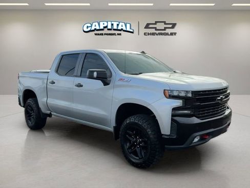 Used 2020 Chevrolet Silverado 1500 LT Trail Boss image 7