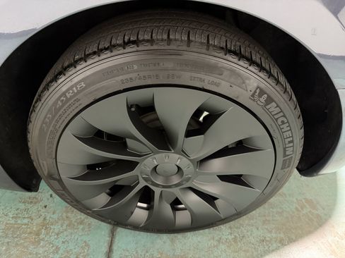 Used 2022 Tesla Model 3 Long Range image 7