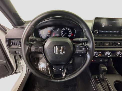 Used 2023 Honda Civic Sport image 13
