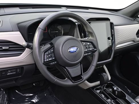 Used 2026 Subaru Forester Premium AWD/4WD image 11