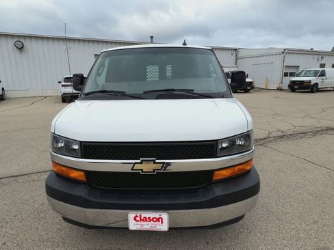 Used 2023 Chevrolet Express 2500 w/ Driver Convenience Package image 31