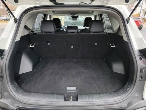 Used 2024 Kia Seltos EX image 28