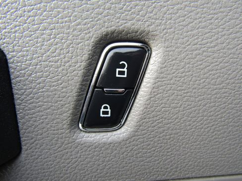 Used 2017 Ford F250 XL w/ STX Appearance Package image 17