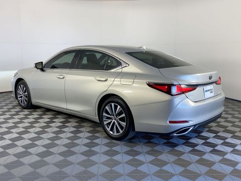 Used 2019 Lexus ES 350 image 3