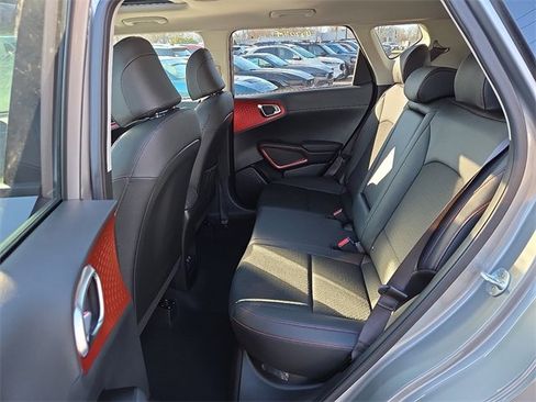 Used 2023 Kia Soul GT-Line image 11
