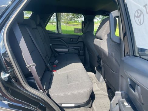 New 2026 Toyota 4Runner SR5 RWD image 14