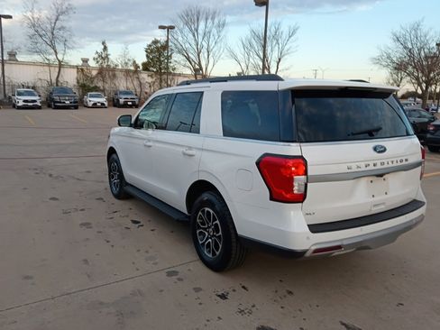 Used 2024 Ford Expedition XLT image 8