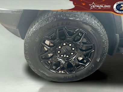 New 2025 GMC Hummer EV 2X
