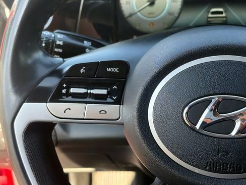 Used 2022 Hyundai Elantra SEL w/ Convenience Package FWD image 16