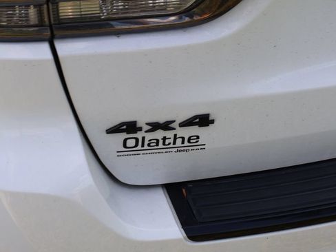 Used 2016 Jeep Grand Cherokee High Altitude AWD/4WD image 16