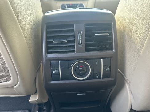 Used 2019 Mercedes-Benz GLS 450 4MATIC image 20