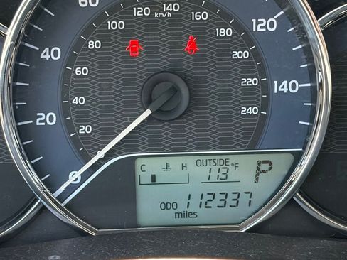 Used 2014 Toyota Corolla LE FWD image 10