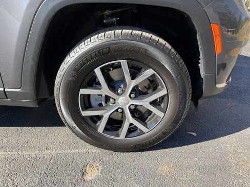 New 2025 Jeep Grand Cherokee L Limited AWD/4WD image 56