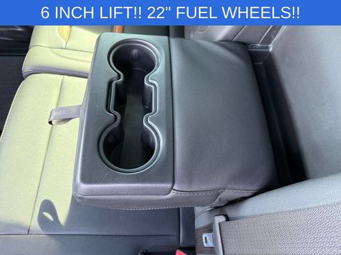 Used 2024 GMC Sierra 2500 AT4 w/ AT4 Premium Plus Package AWD/4WD image 16