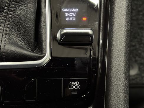 New 2026 Jeep Compass Latitude AWD/4WD image 31