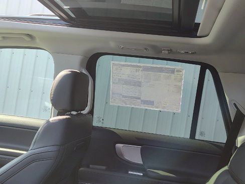 New 2026 Ford Expedition Active AWD/4WD image 28