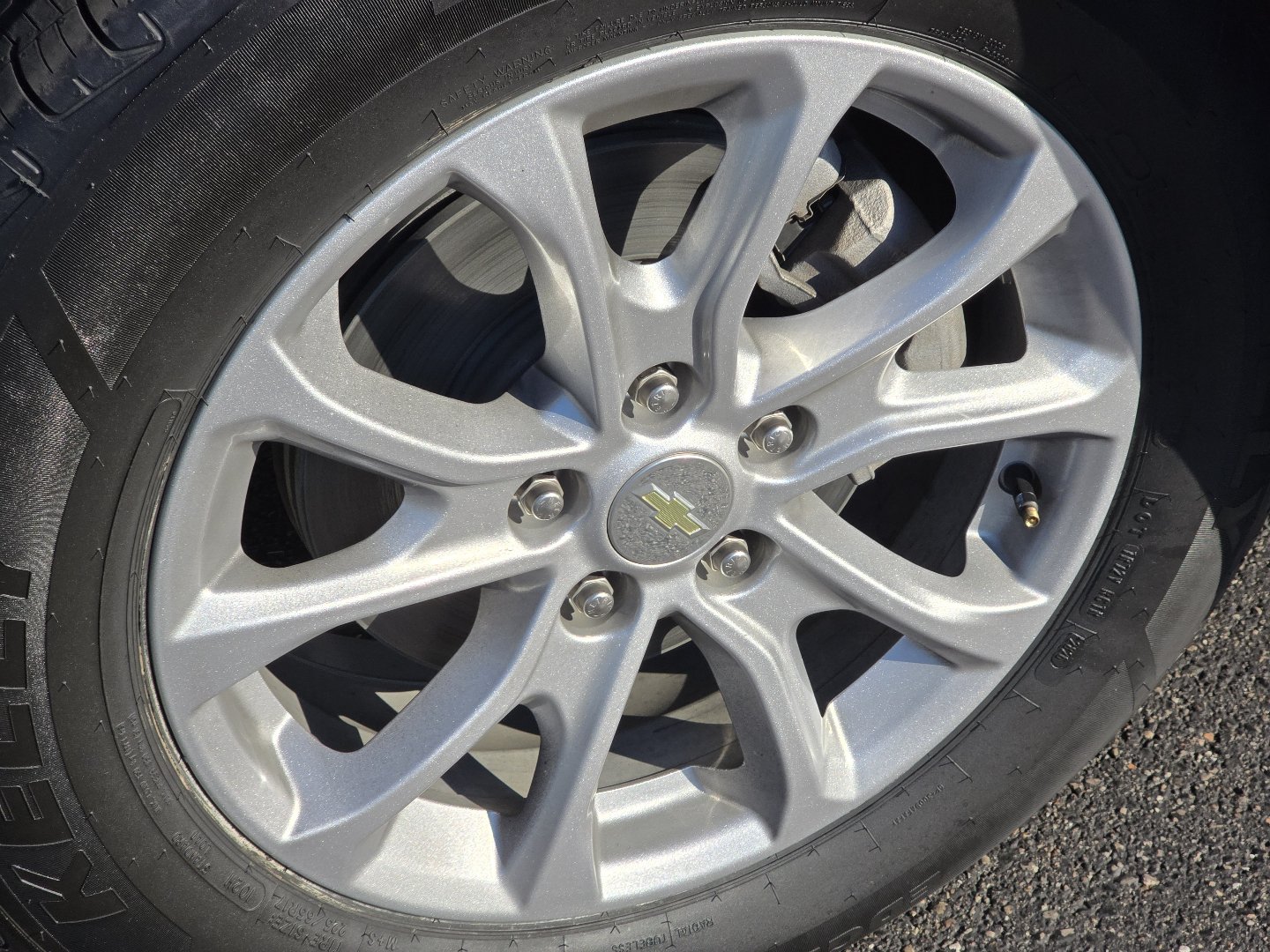 Used 2021 Chevrolet Equinox LT FWD image 15