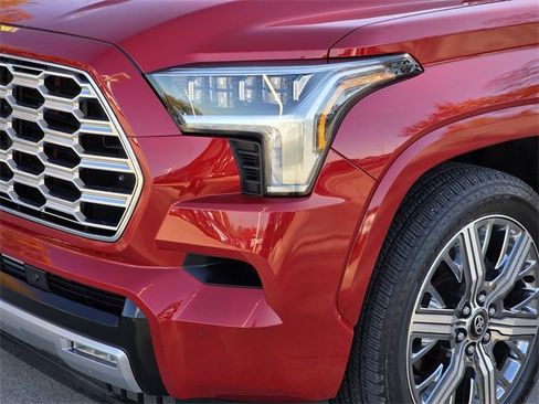 Used 2025 Toyota Sequoia Capstone image 6