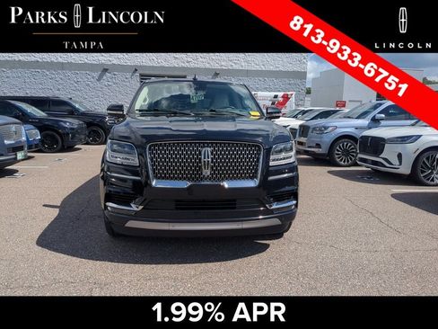 Used 2021 Lincoln Navigator Reserve w/ Luxury Package AWD/4WD image 6