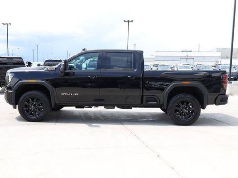 New 2026 GMC Sierra 2500 AT4 w/ Technology Package AWD/4WD image 3